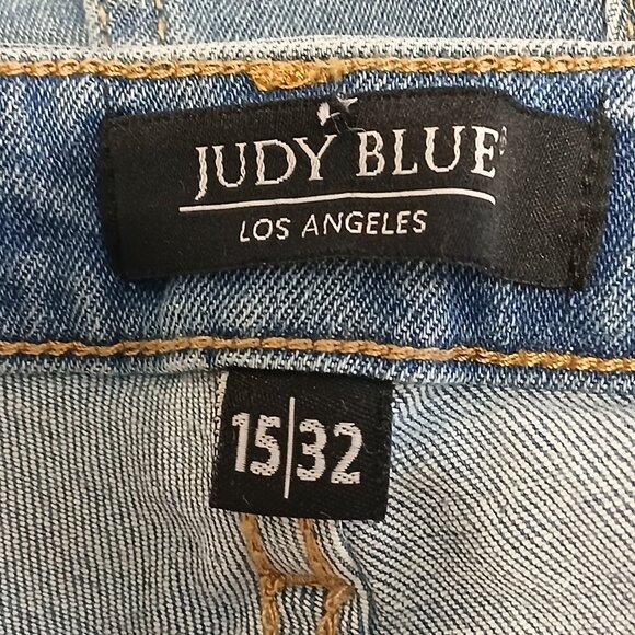 JUDY BLUE SKINNY FIT PEARL STUDDED JEANS WOMENS SIZE 15/32 - Picture 2 of 7